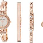 Anne Klein Women's Premium Crystal Accented Bangle Watch and Bracelet Set， AK/2238